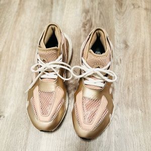 Gold Stella McCartney Adidas 7.5